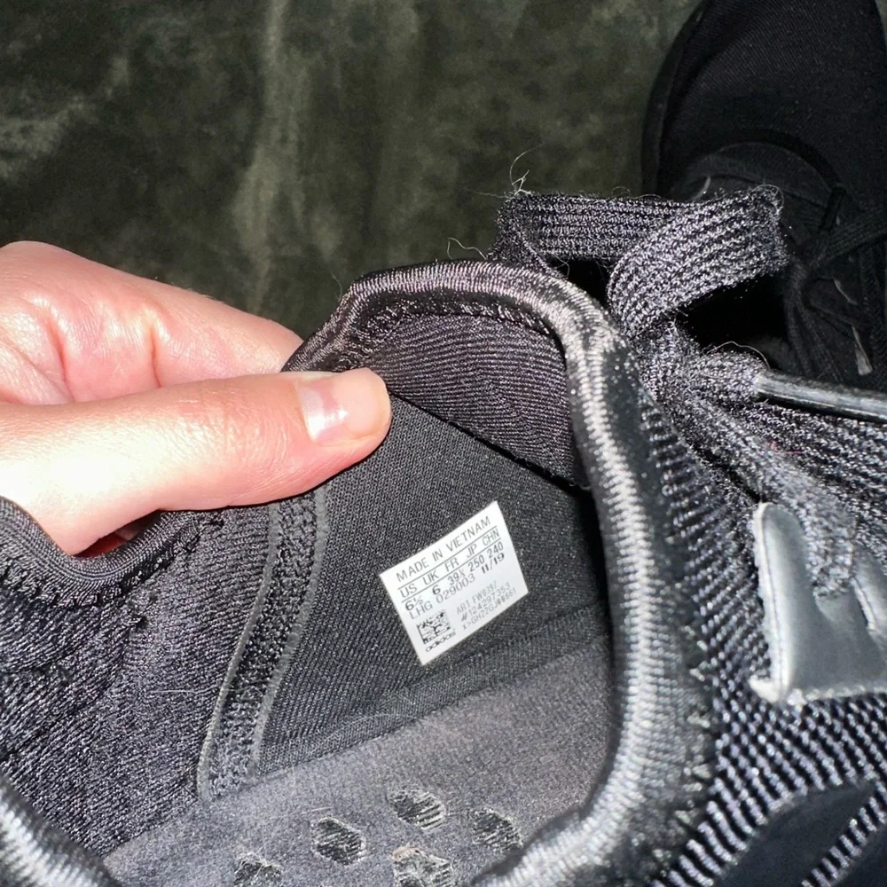 Adidas NMD R1 sneakers - Picture 2 of 7